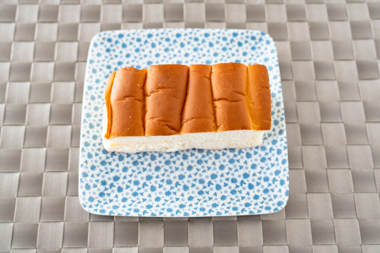 ニシカワ食品の牛乳パンの見た目