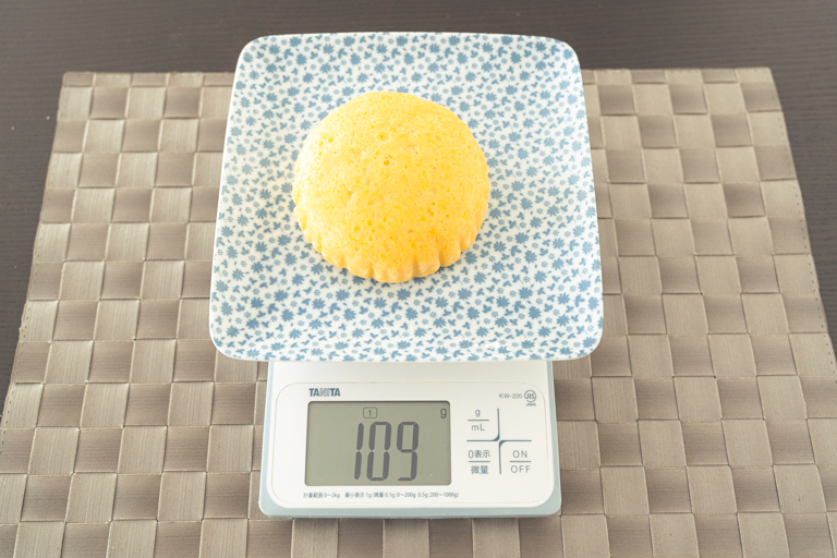 木村屋のジャンボむしケーキ和栗の重さ109g
